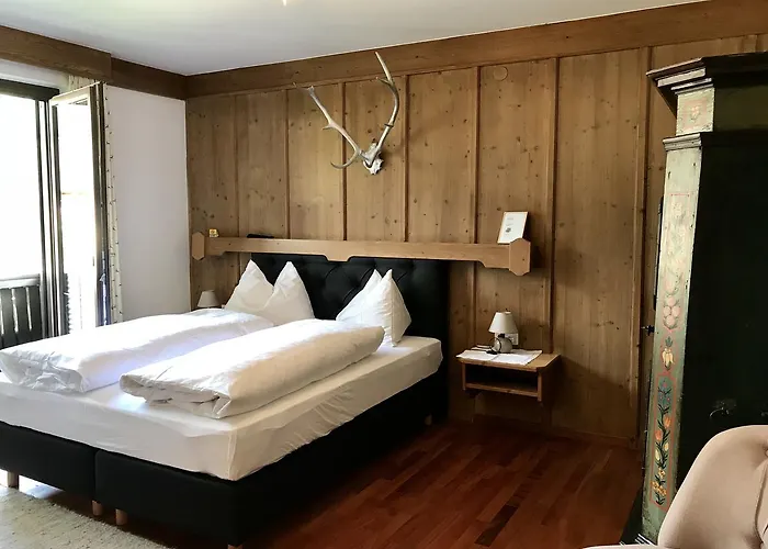 Jaga Hias Vendégház 3*